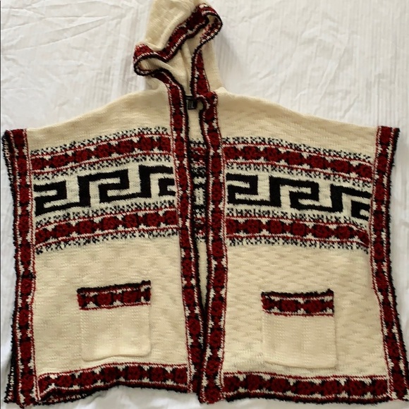 Forever 21 Tops - Hooded sweater